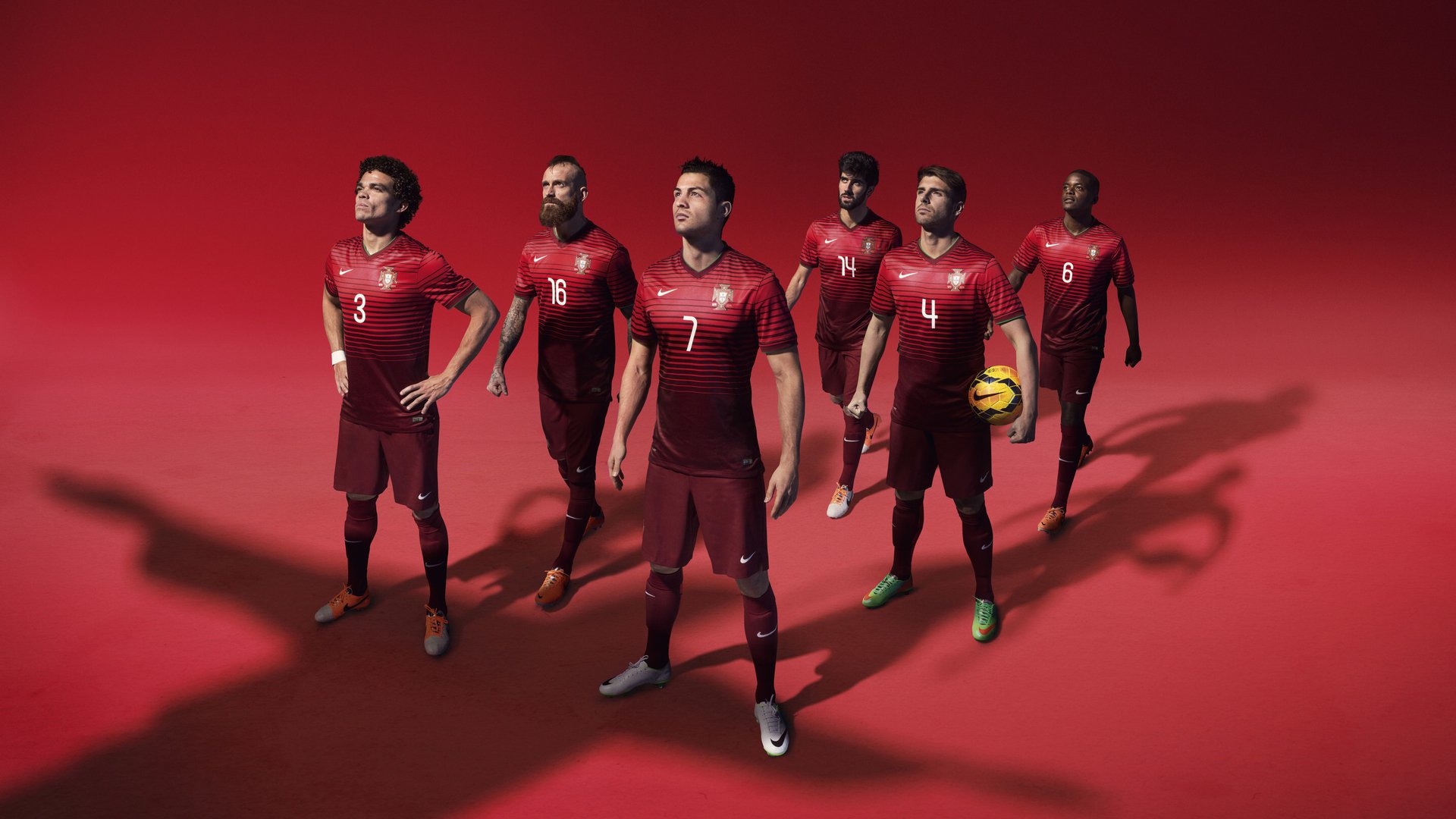 德甲攻守对峙：精彩瞬间不停出现！，德甲收官战